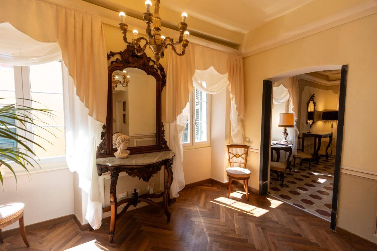 Hotel Palazzo Lari Sarzana Exteriér fotografie