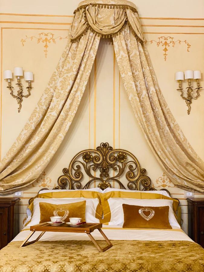 Hotel Palazzo Lari Sarzana Exteriér fotografie