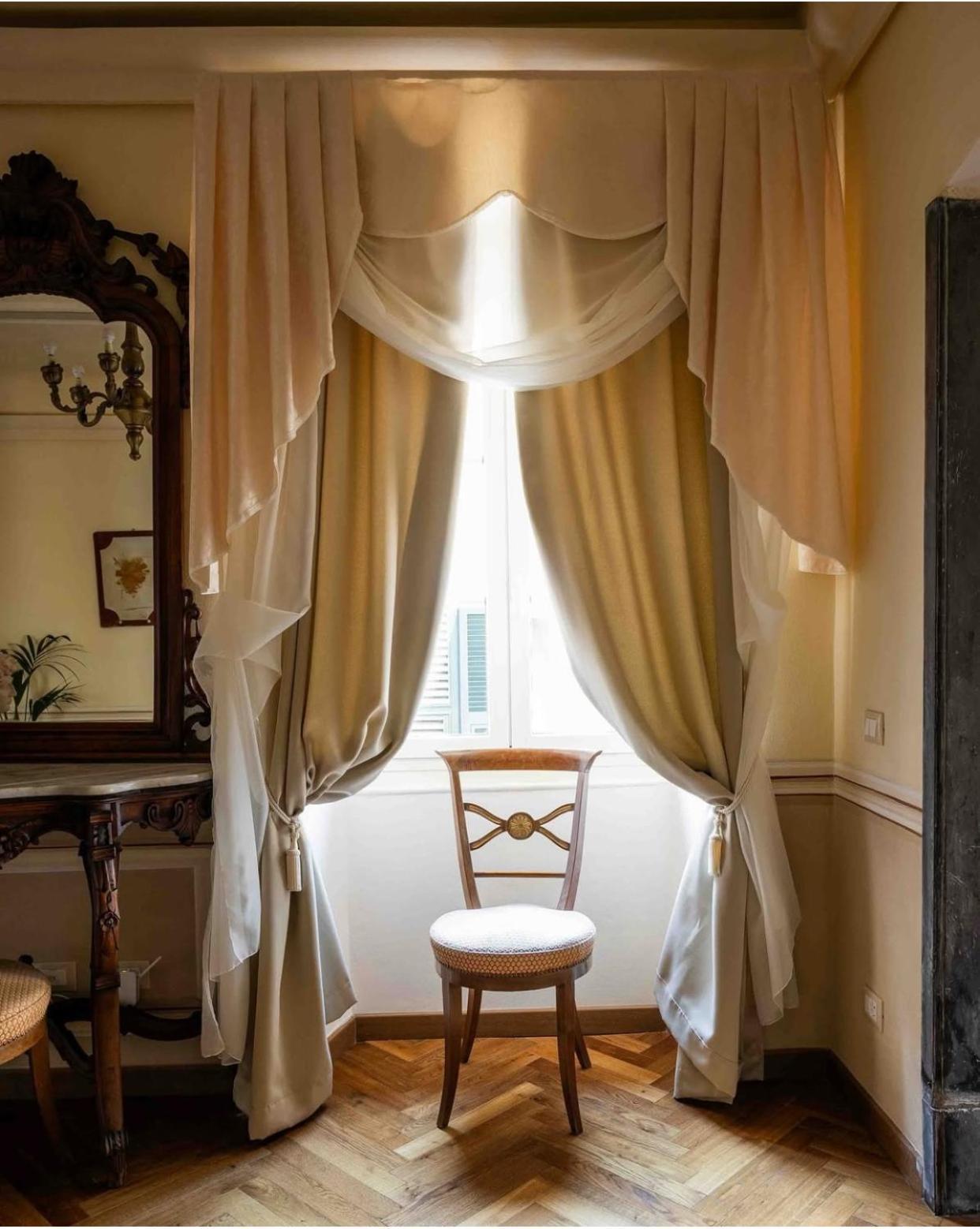 Hotel Palazzo Lari Sarzana Exteriér fotografie