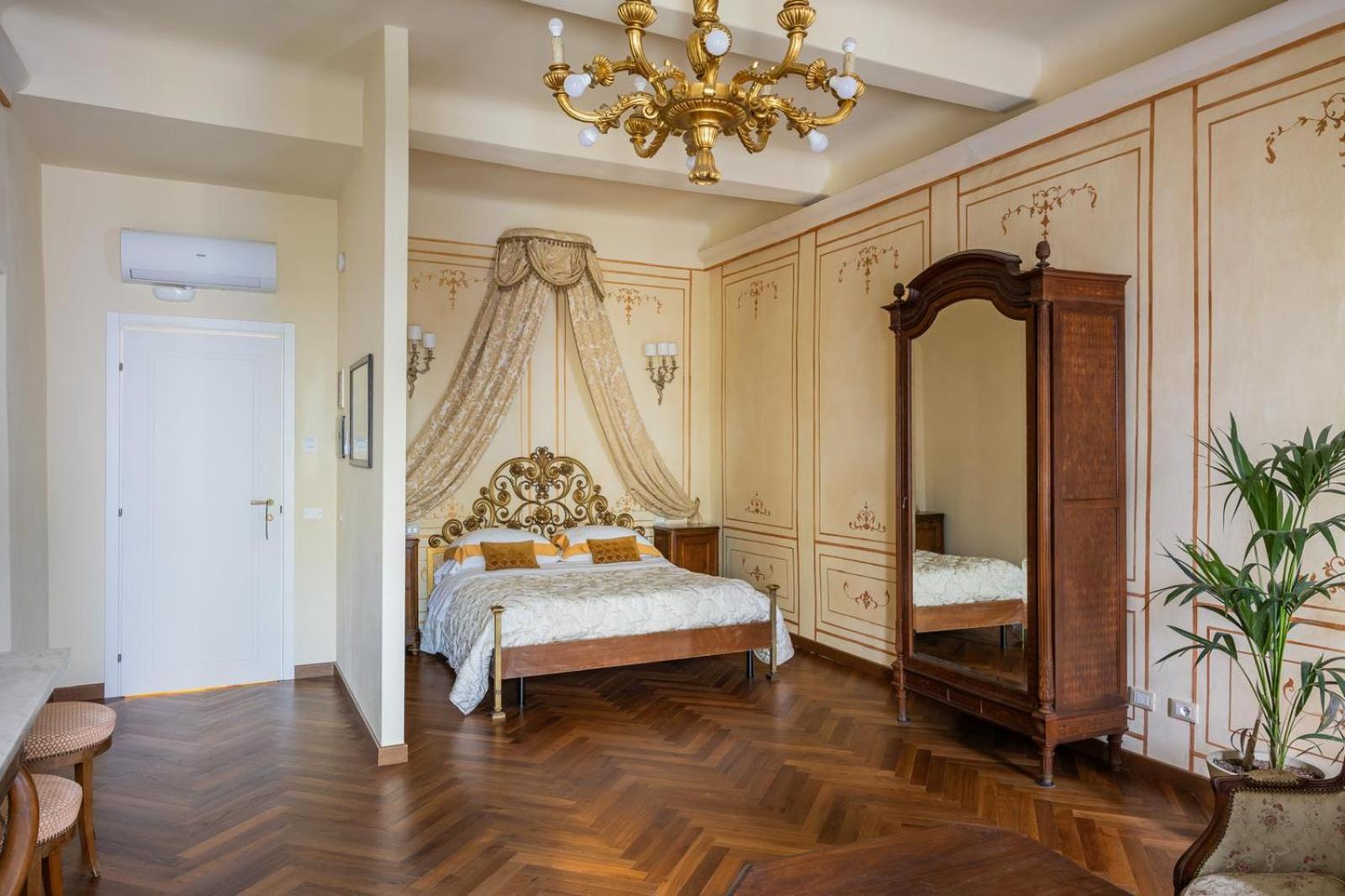 Hotel Palazzo Lari Sarzana Exteriér fotografie