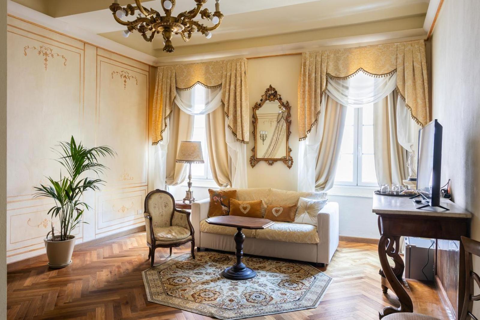 Hotel Palazzo Lari Sarzana Exteriér fotografie
